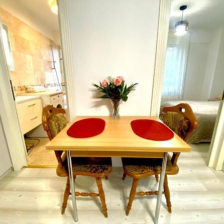 Appartamento Apartament Sara Iasi Esterno foto